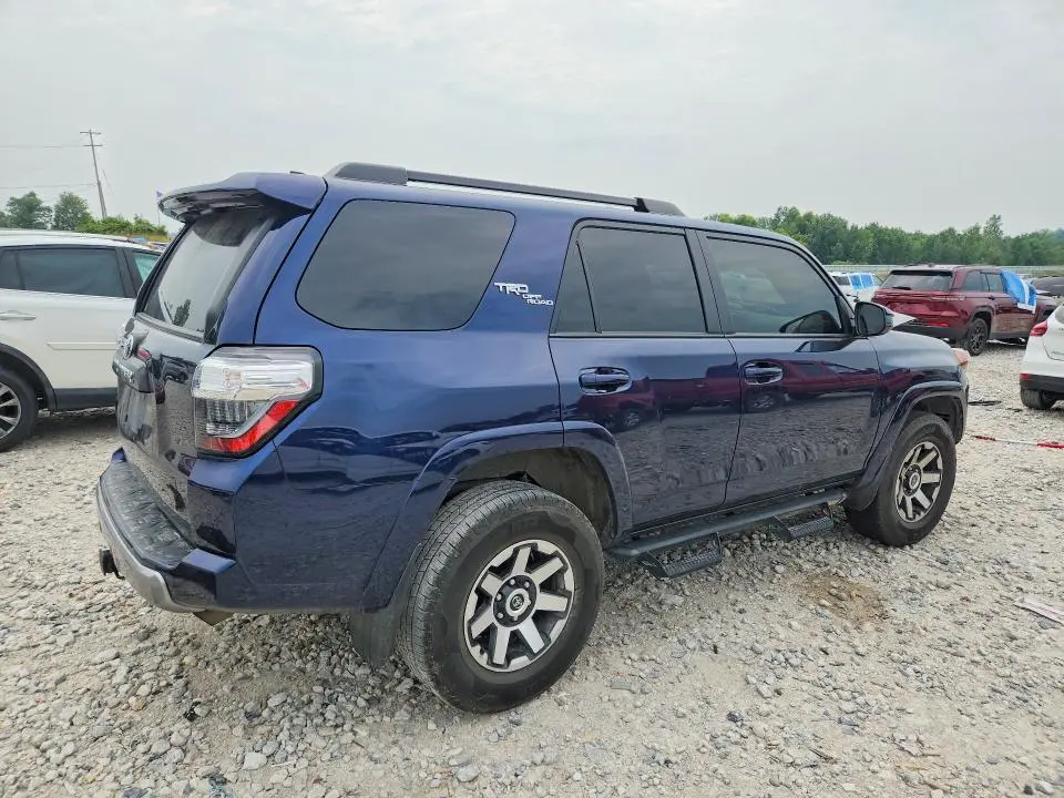 2022 TOYOTA 4RUNNER TRD OFF-ROAD  