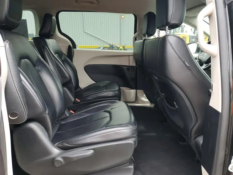 2024 CHRYSLER PACIFICA HYBRID SELECT  