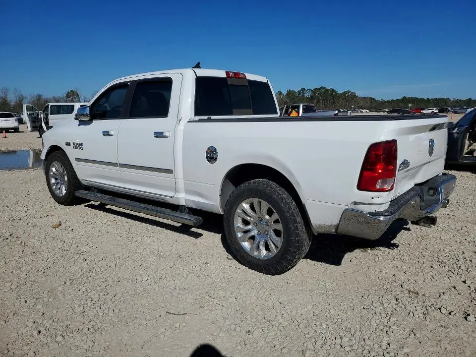 2014 RAM 1500 SLT  