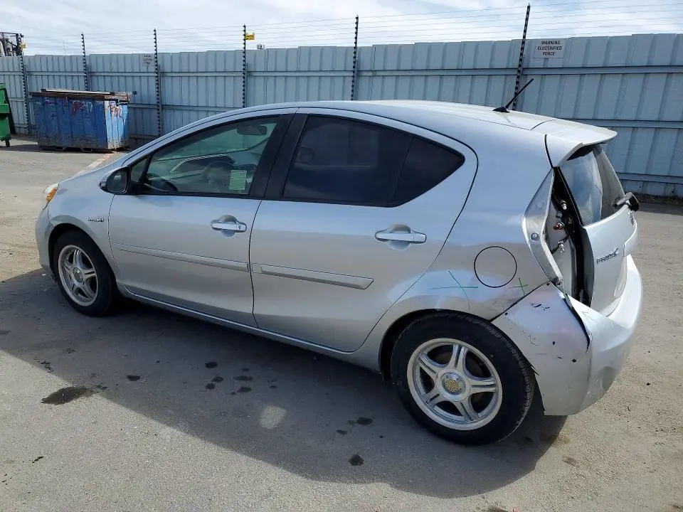 2013 TOYOTA PRIUS C ONE  