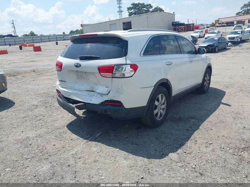 2016 KIA SORENTO 2.4L LX