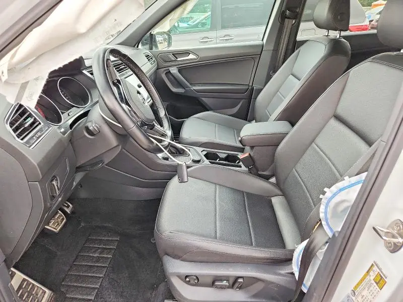 2020 VOLKSWAGEN TIGUAN SE  