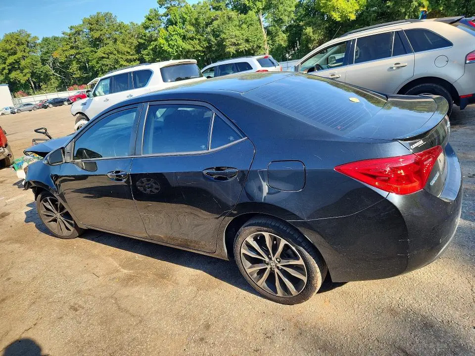 2018 TOYOTA COROLLA SE  