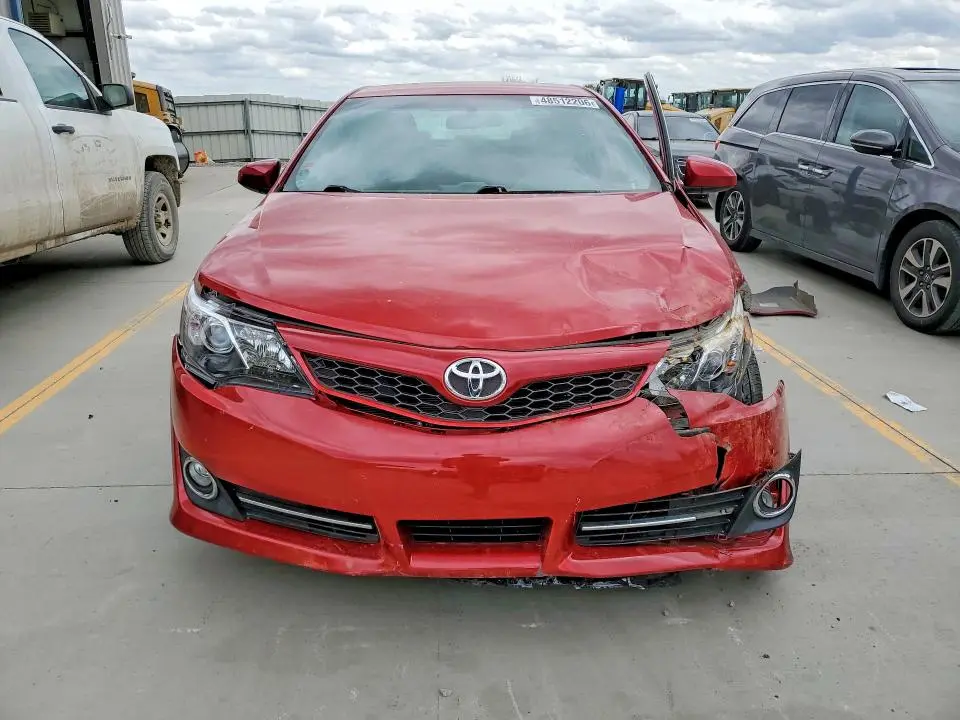 2012 TOYOTA CAMRY SE  