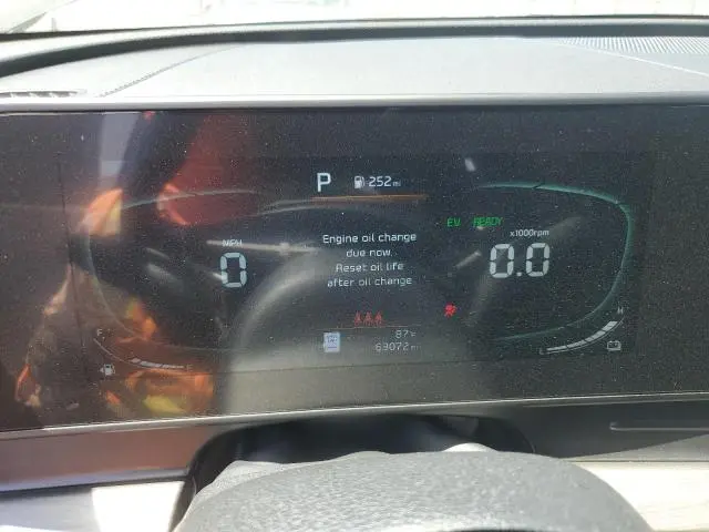 2023 KIA SPORTAGE X LINE  