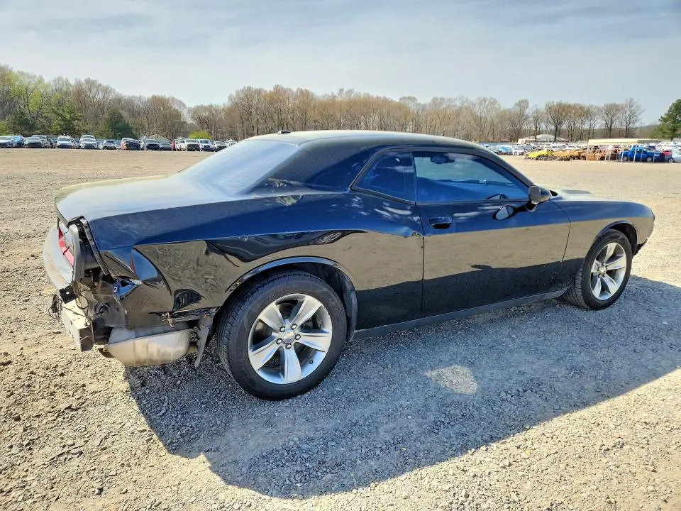 2017 DODGE CHALLENGER SXT  