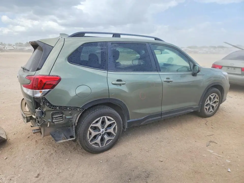 2019 SUBARU FORESTER PREMIUM  