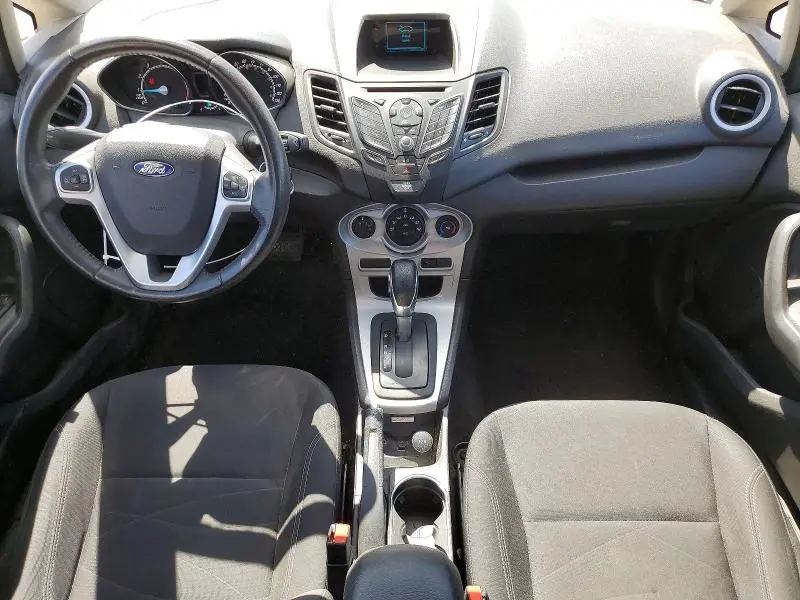 2016 FORD FIESTA SE  