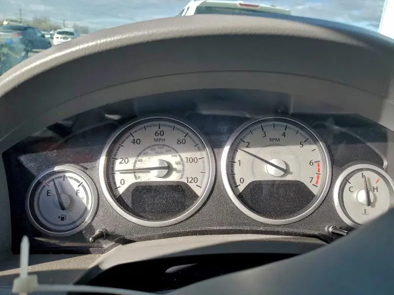 2010 CHRYSLER TOWN & COUNTRY TOURING  