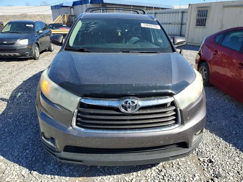 2016 TOYOTA HIGHLANDER LIMITED  