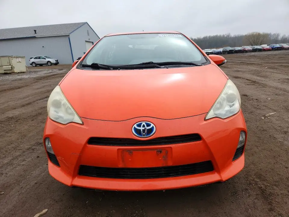 2013 TOYOTA PRIUS C THREE  