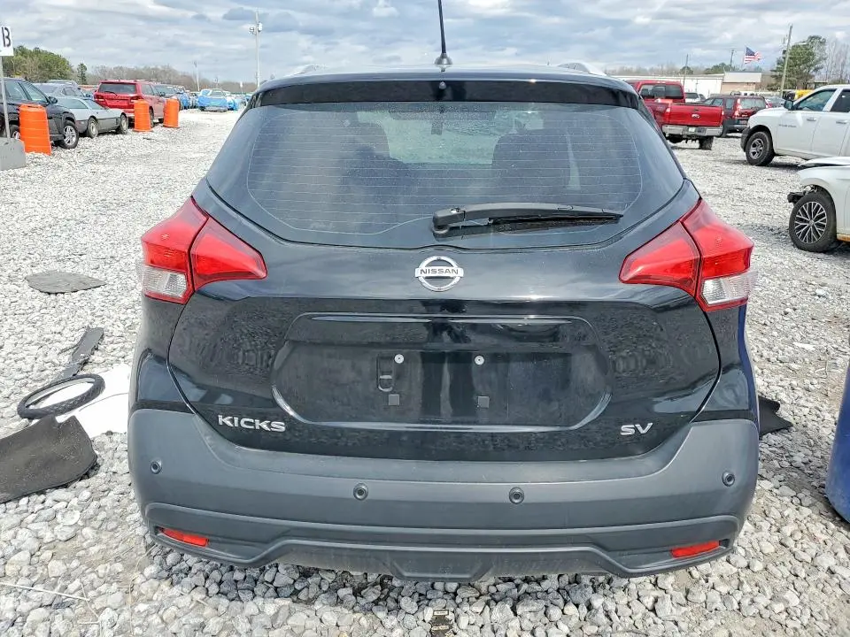 2020 NISSAN KICKS SV  