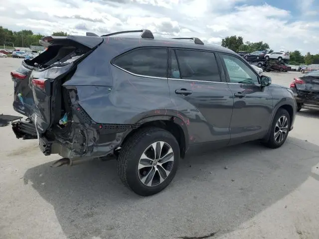 2020 TOYOTA HIGHLANDER XLE  