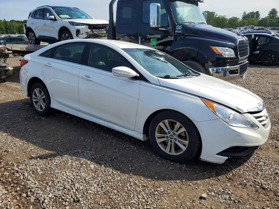 2014 HYUNDAI SONATA GLS  