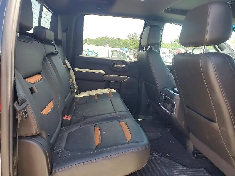 2020 GMC SIERRA K2500 AT4  