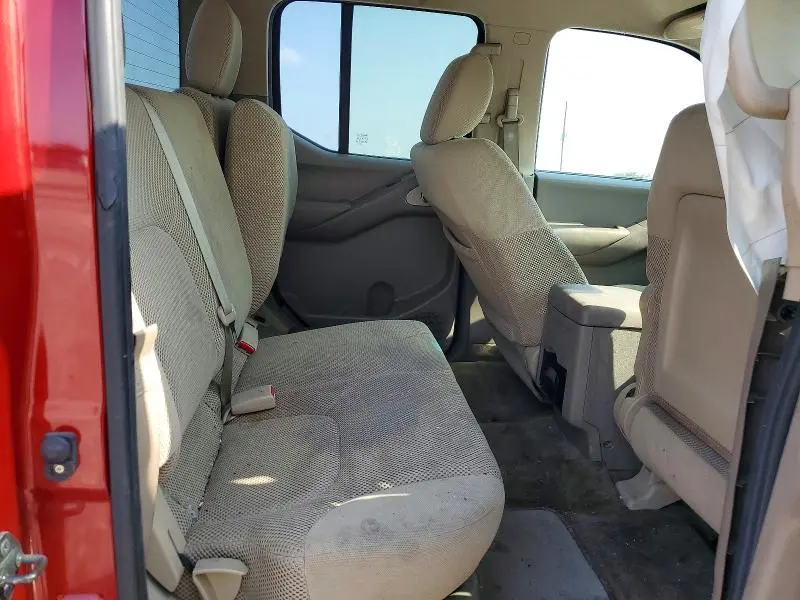 2010 NISSAN FRONTIER SE V6  