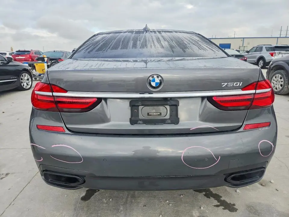 2018 BMW 750 I  