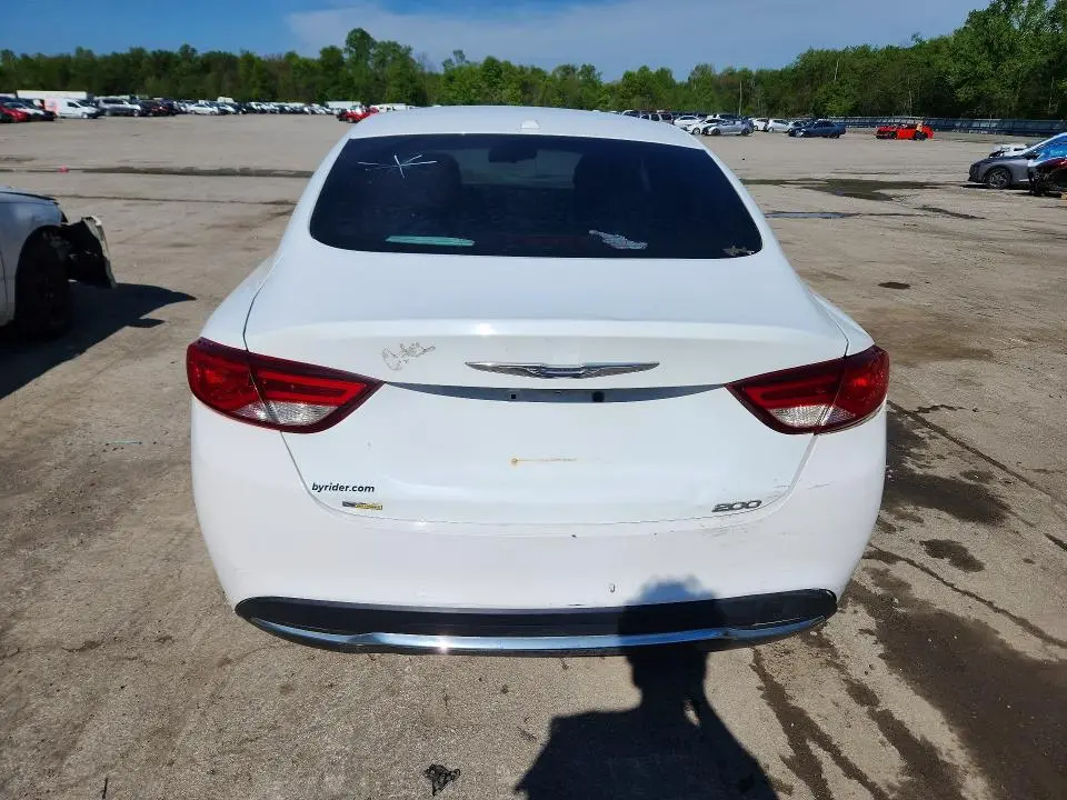 2015 CHRYSLER 200 LIMITED  
