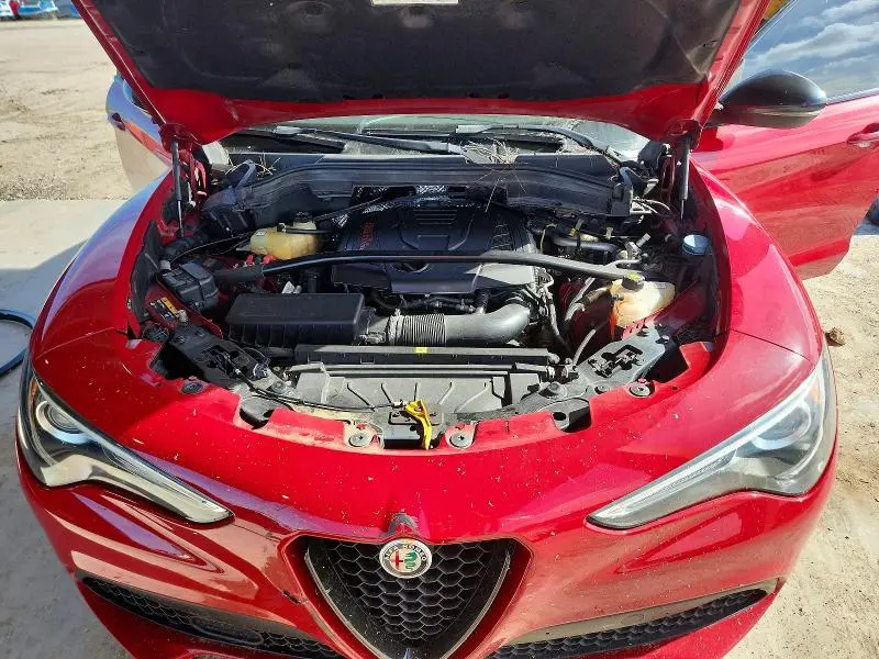 2021 ALFA ROMEO STELVIO SPORT  