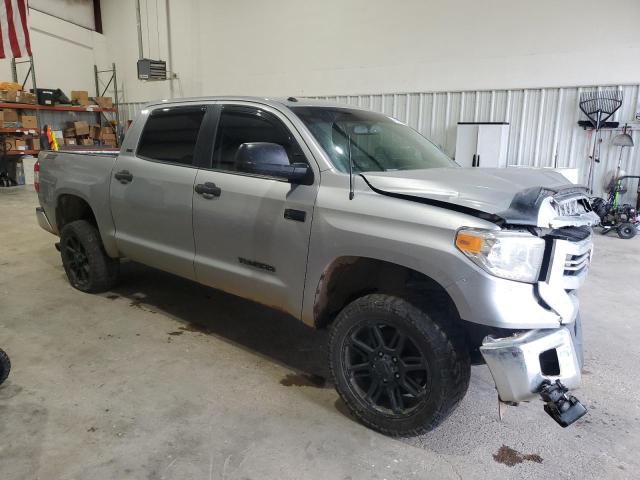 2017 TOYOTA TUNDRA CREWMAX SR5