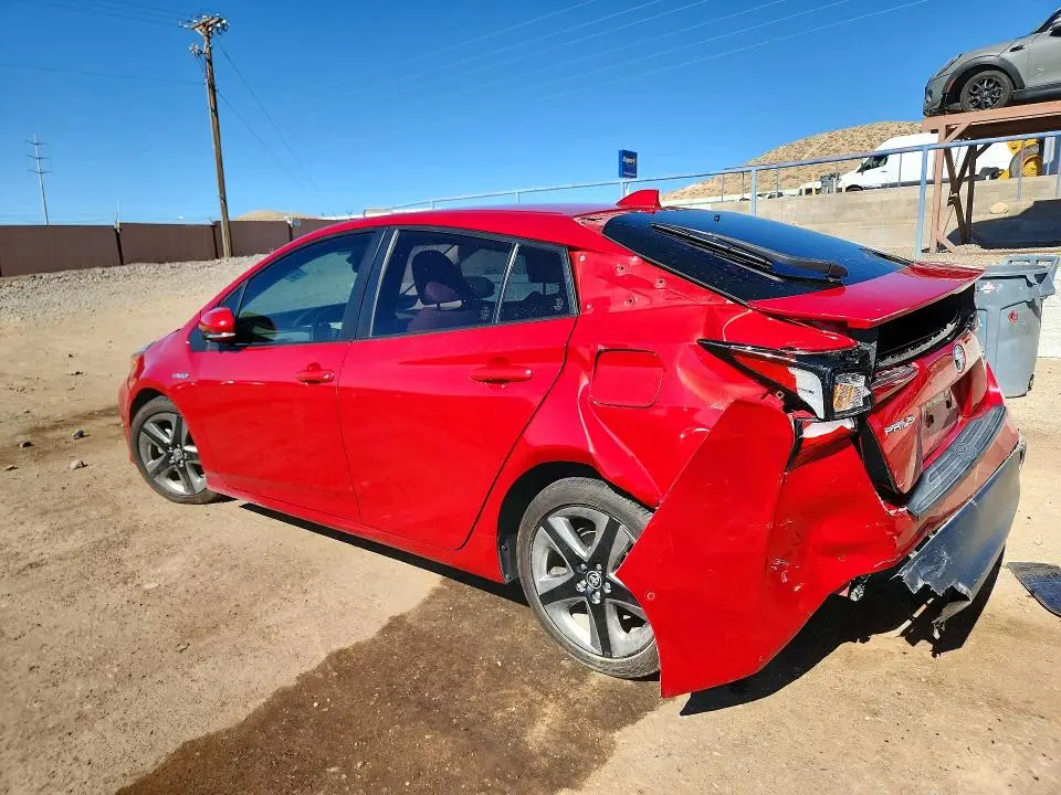 2021 TOYOTA PRIUS XLE  