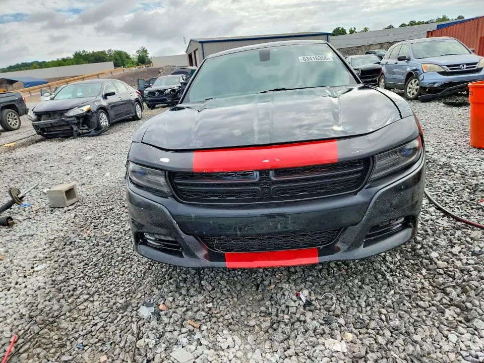 2016 DODGE CHARGER SXT  