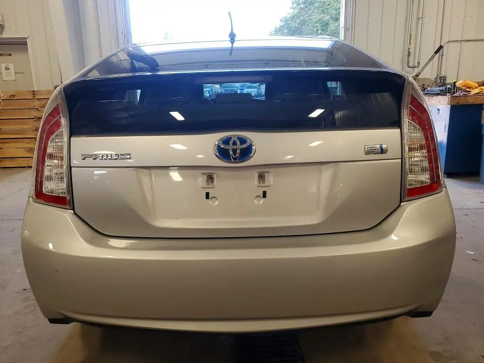 2012 TOYOTA PRIUS TWO  