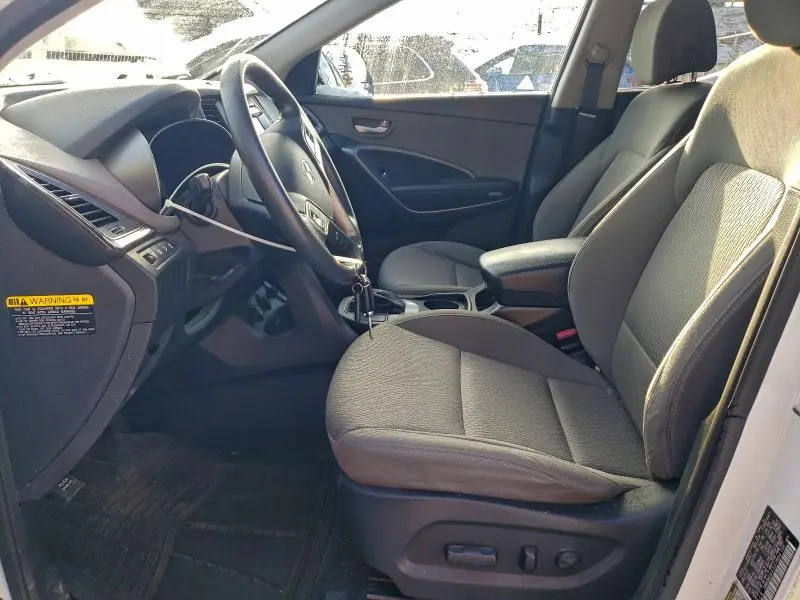 2018 HYUNDAI SANTA FE SE  