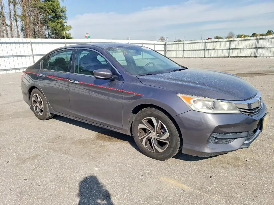 2017 HONDA ACCORD LX  