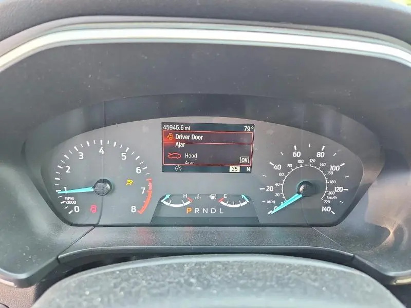 2022 FORD ESCAPE SE  
