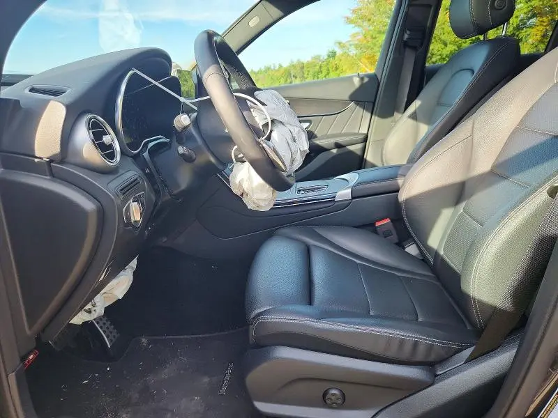 2022 MERCEDES-BENZ GLC 300 4MATIC  