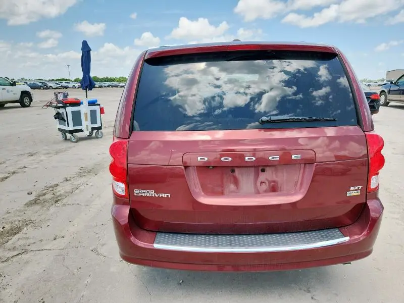 2019 DODGE GRAND CARAVAN SXT  