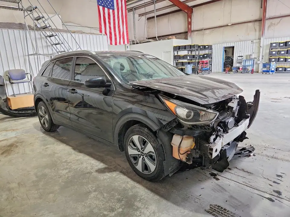 2019 KIA NIRO LX  