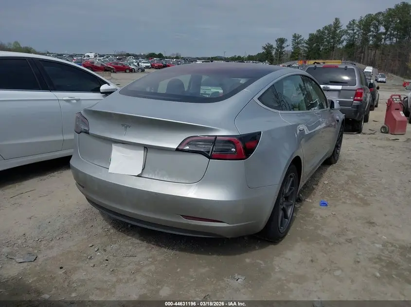 2018 TESLA MODEL 3  