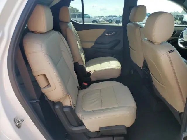 2023 CHEVROLET TRAVERSE LT  