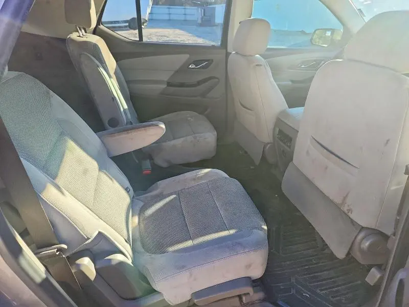 2019 CHEVROLET TRAVERSE LT  