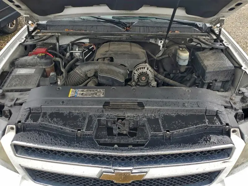 2011 CHEVROLET TAHOE C1500 LS  