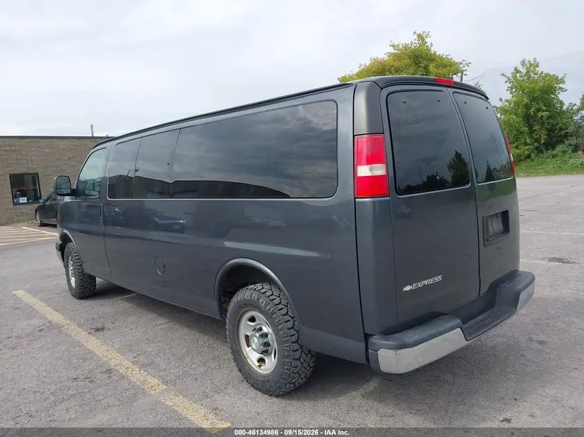 2017 CHEVROLET EXPRESS 3500 LT