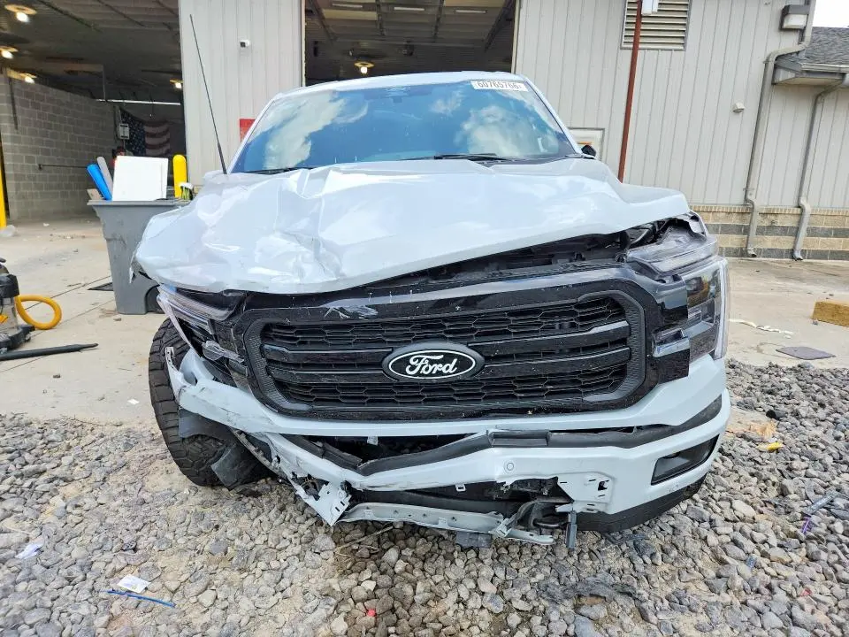 2025 FORD F150 LARIAT  