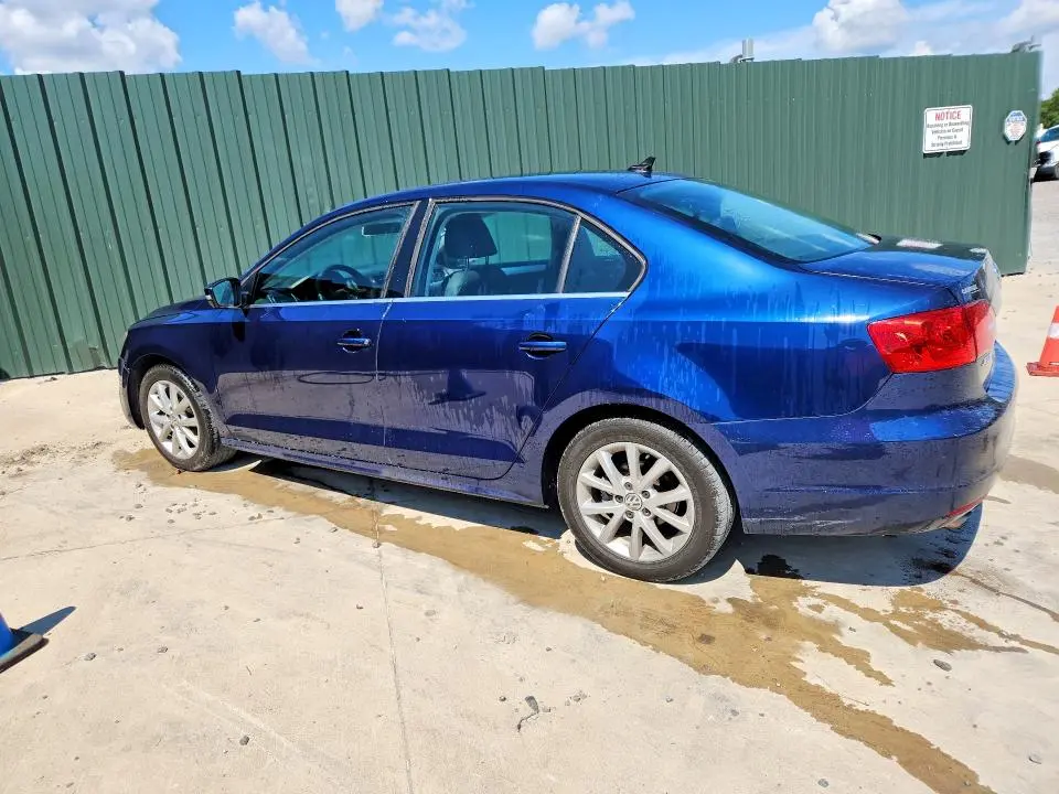 2013 VOLKSWAGEN JETTA SE  