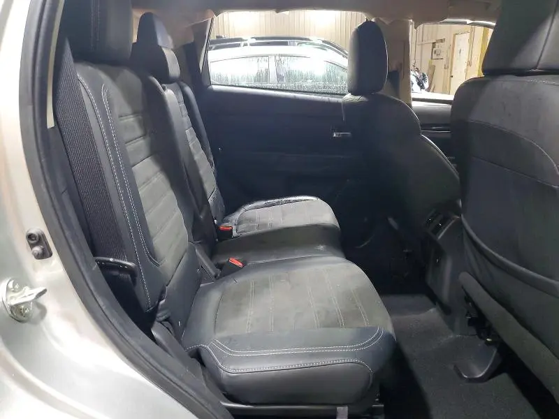2019 MITSUBISHI OUTLANDER SE  