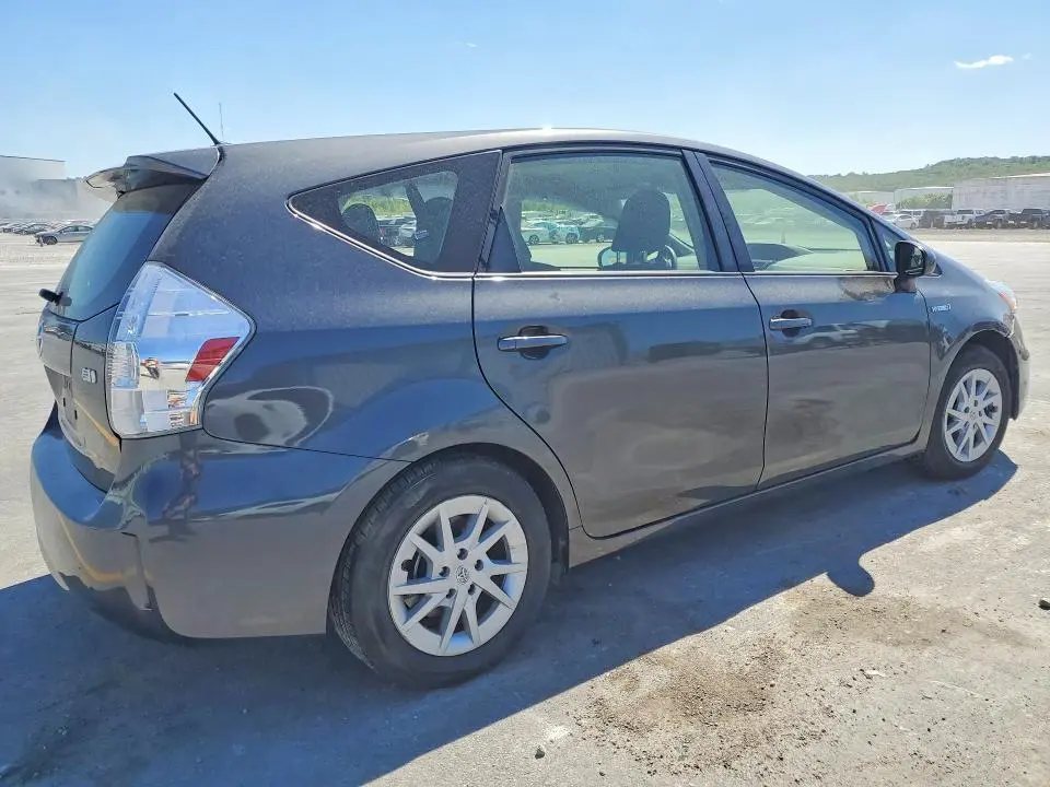 2013 TOYOTA PRIUS V THREE  