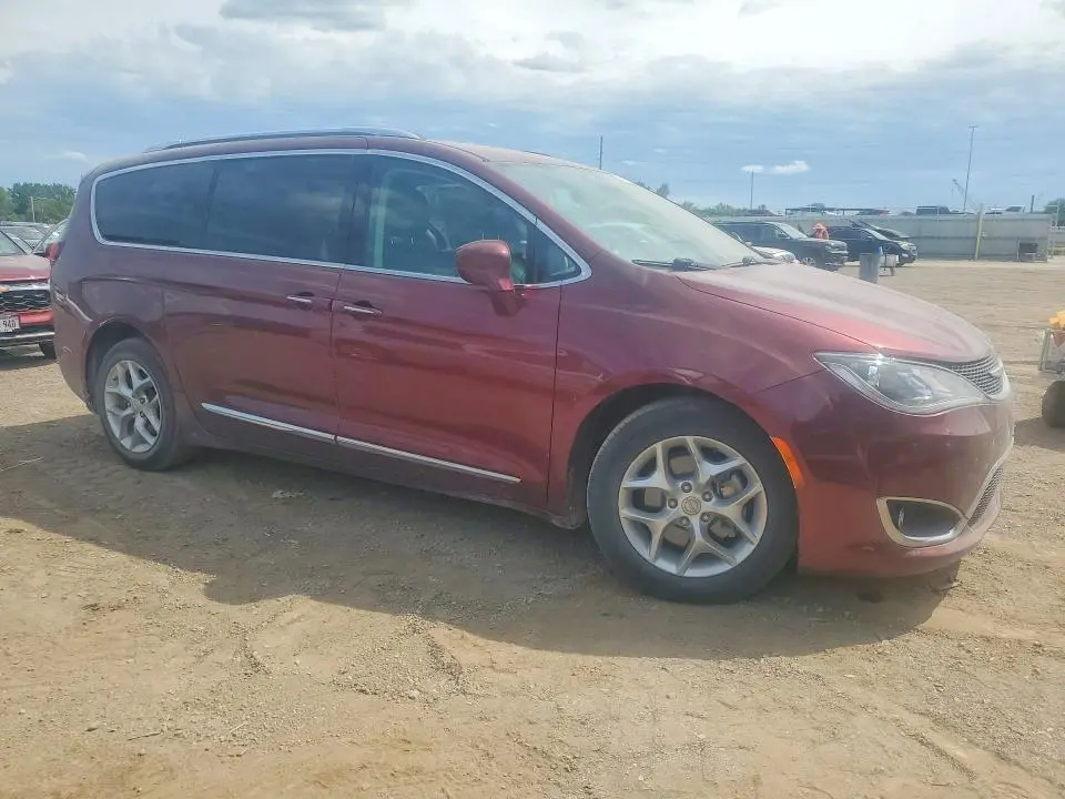 2017 CHRYSLER PACIFICA TOURING L PLUS  