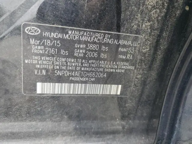 2016 HYUNDAI ELANTRA SE  