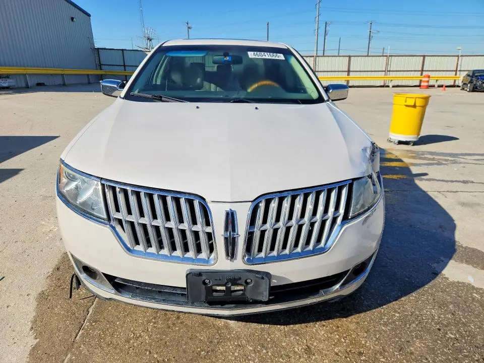 2010 LINCOLN MKZ   