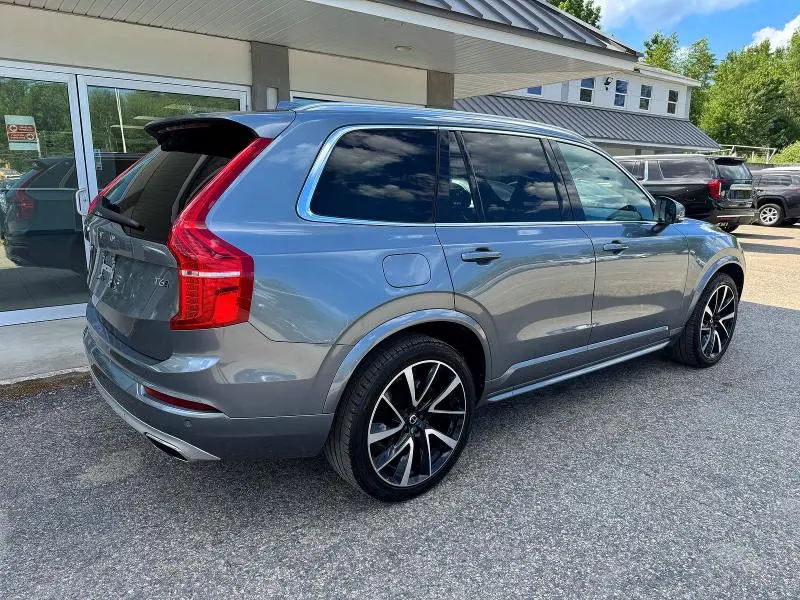 2020 VOLVO XC90 T6 MOMENTUM  
