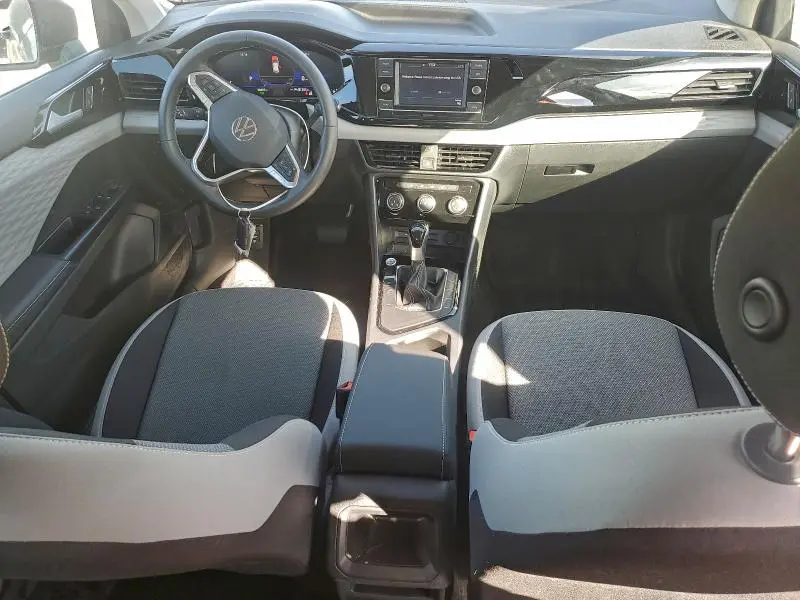 2024 VOLKSWAGEN TAOS S  