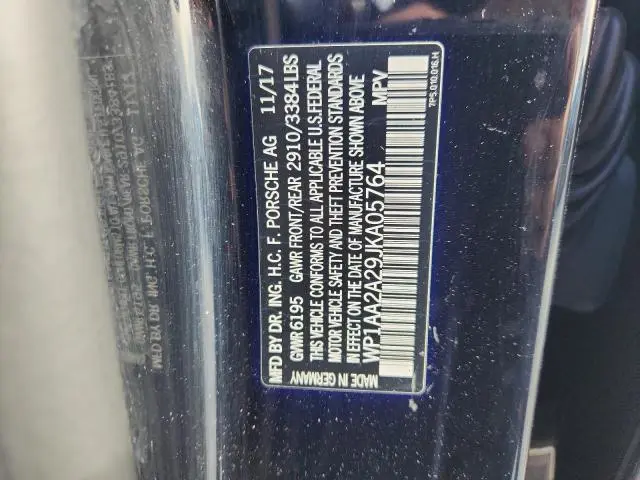 2018 PORSCHE CAYENNE