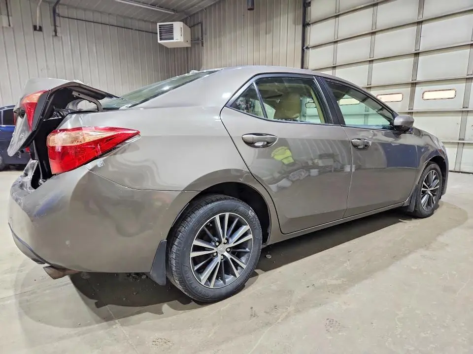 2017 TOYOTA COROLLA LE  