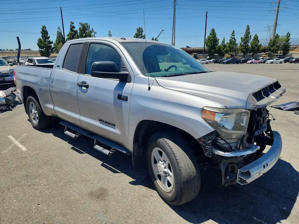 2019 TOYOTA TUNDRA SR5  